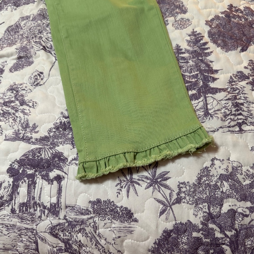 Crown & Ivy 10 Petite Super Cute Sage Green Cropped Jeans - Picture 4 of 5